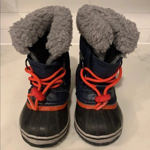 Sorel Yoot Pac Boot (Toddler Size 8)